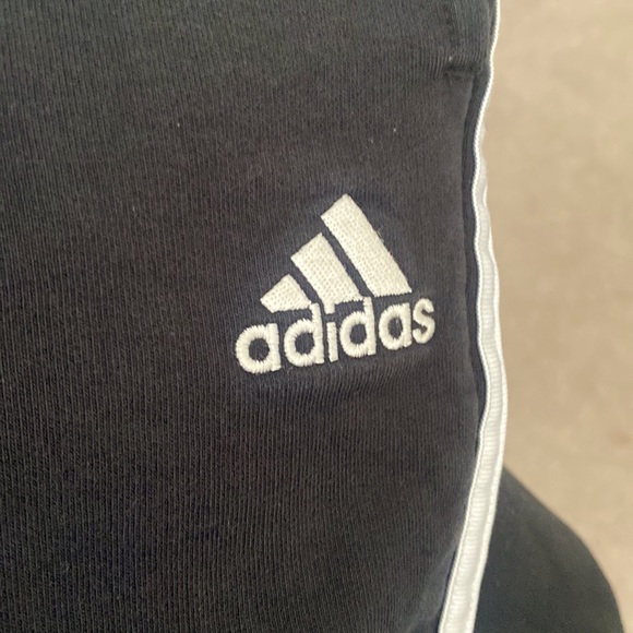 Adidas Girls sweatpants black and white - Picture 3 of 4